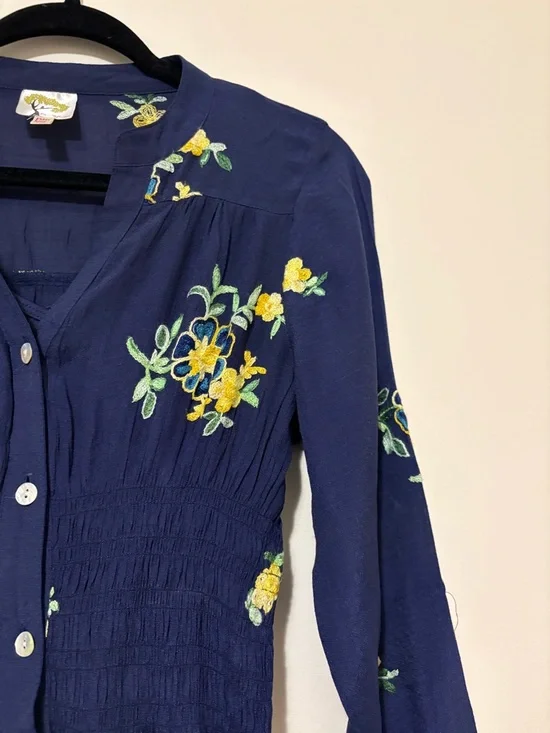 Fig and flower by Anthropologie Navy Maxi Dress with Floral Embroidery Size M - Picture 3 of 16